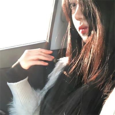 爱在心里口难开