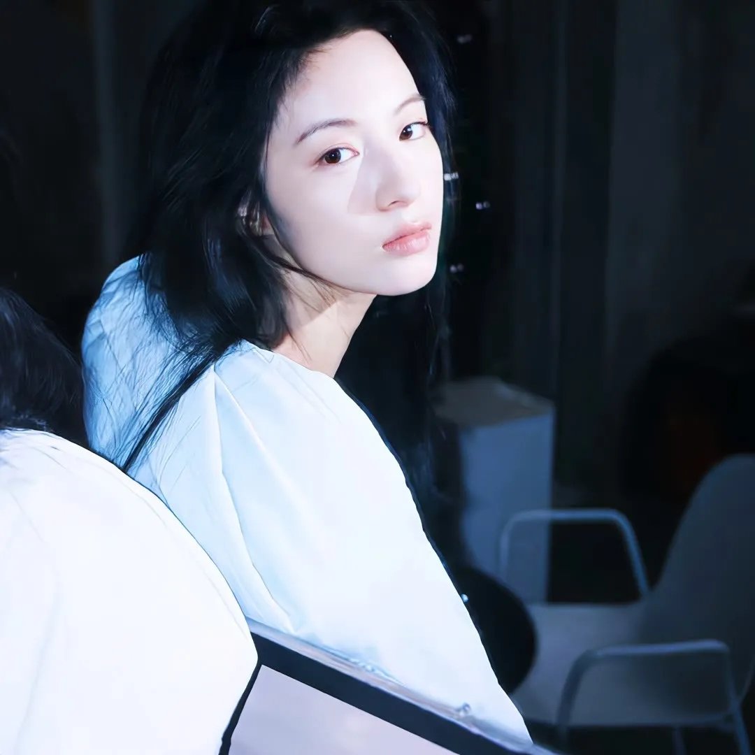 小镇幽浮